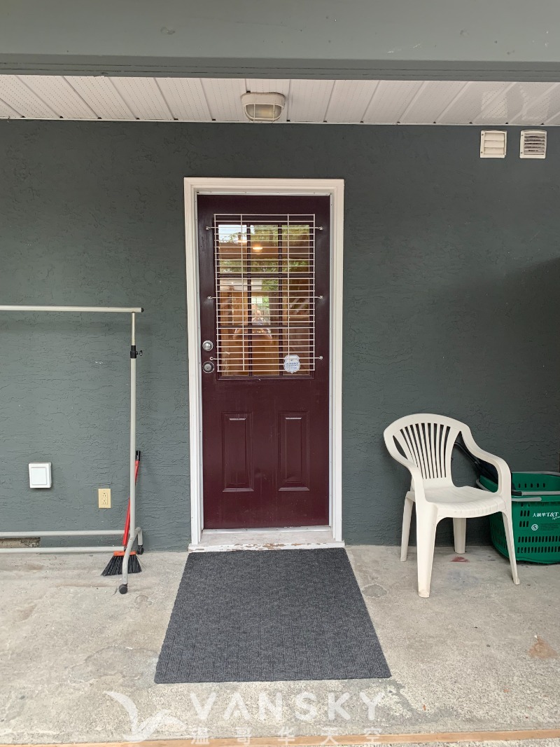 260604170033_Downstair entrance.jpg